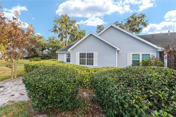 $319,000 | 925 Beverly Harbor Drive, Leesburg, FL 34748