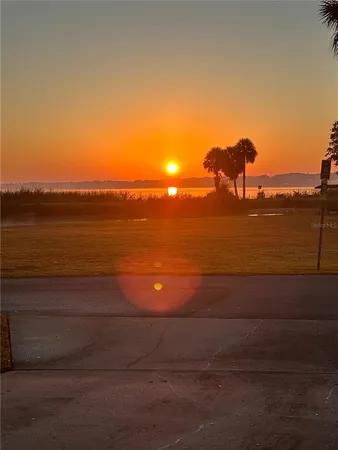 $319,000 | 925 Beverly Harbor Drive, Leesburg, FL 34748