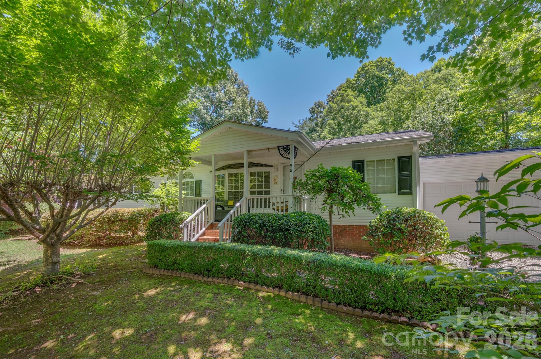 98 Lanning Drive Columbus, NC 28722 - Photo 7 of 34