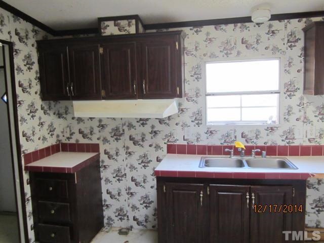 8614 Robert Morgan Road Bullock, NC 27507 - Photo 5 of 19 Gallery Image 5