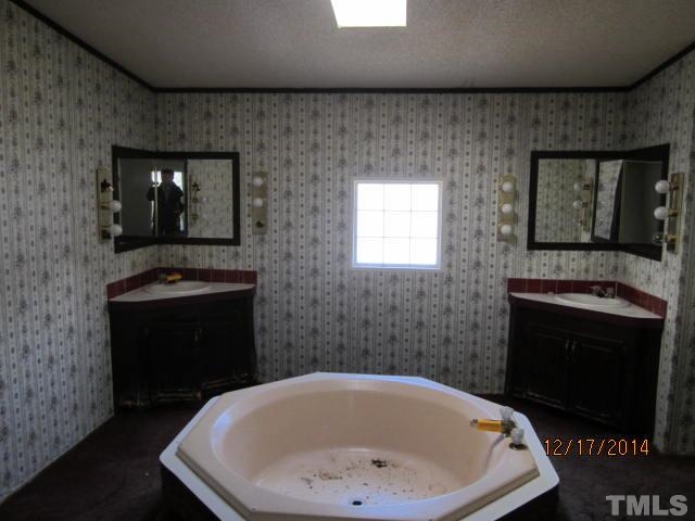 8614 Robert Morgan Road Bullock, NC 27507 - Photo 9 of 19 Gallery Image 9