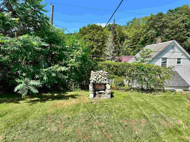 $290,000 | 33 Gibbs Street, Proctor, VT 05765