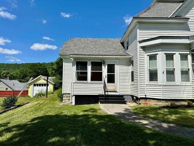 $290,000 | 33 Gibbs Street, Proctor, VT 05765