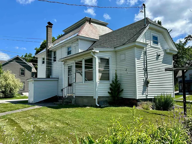 $290,000 | 33 Gibbs Street, Proctor, VT 05765