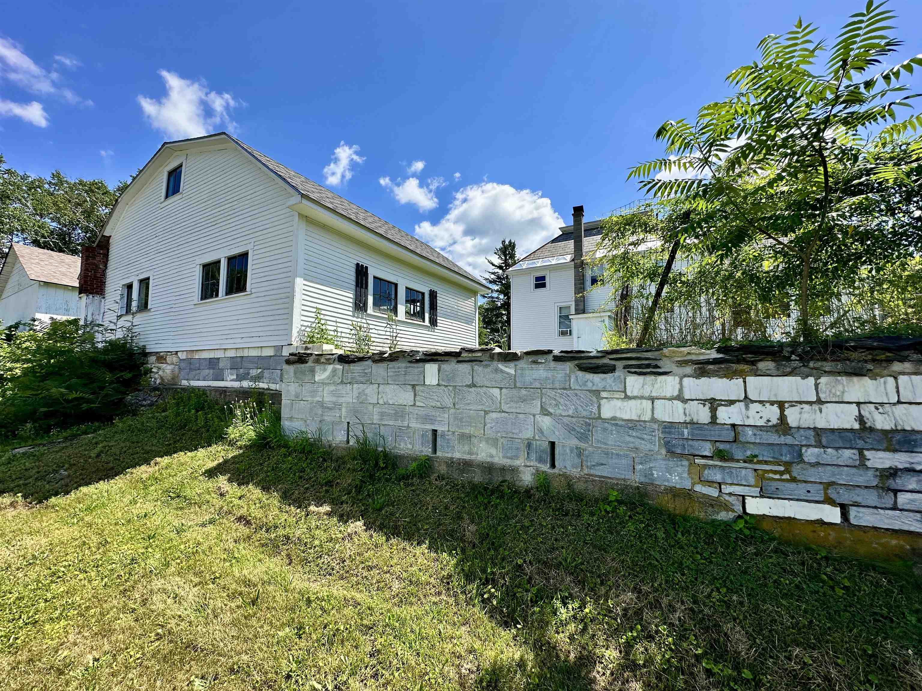 33 Gibbs Street Proctor, VT 05765 - Photo 8 of 35