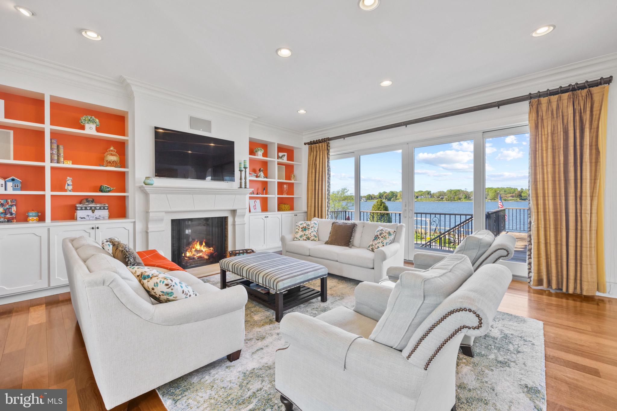 540 Sunset Road Annapolis, MD 21403 - Photo 8 of 45 Living Area