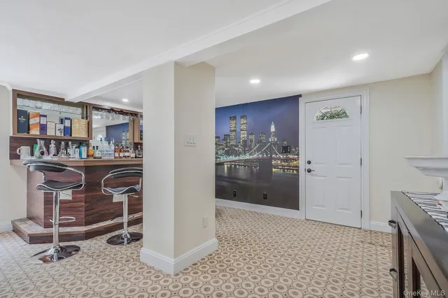a view of a livingroom with furniture and storage