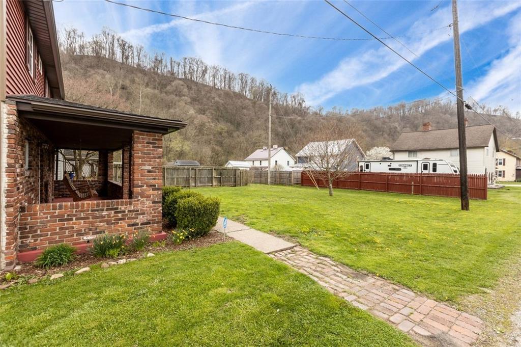 100 3rd Street Perryopolis, PA 15473 - Photo 5 of 31 Back Porch
