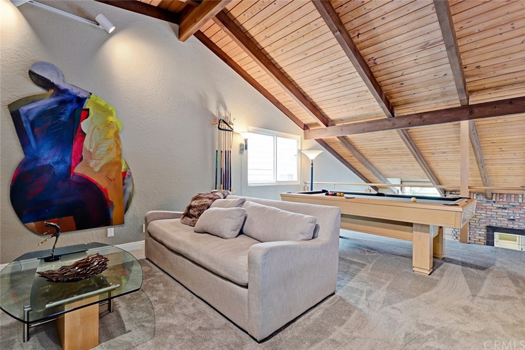 512 3rd Street Manhattan Beach, CA 90266 - Photo 16 of 27