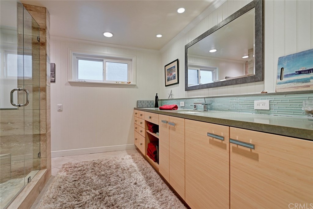 512 3rd Street Manhattan Beach, CA 90266 - Photo 26 of 27