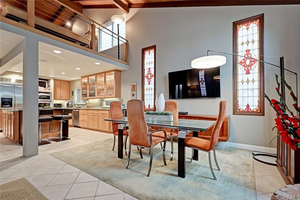 512 3rd Street Manhattan Beach, CA 90266 - Photo 8 of 27