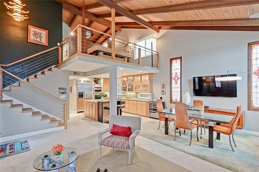 512 3rd Street Manhattan Beach, CA 90266 - Photo 9 of 27