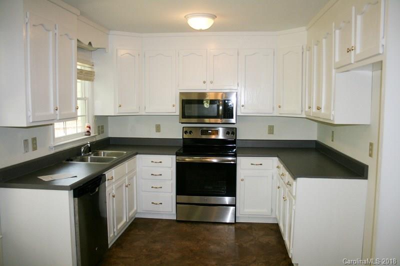 4127 Berry Mill Road Greer, SC 29651 - Photo 3 of 13