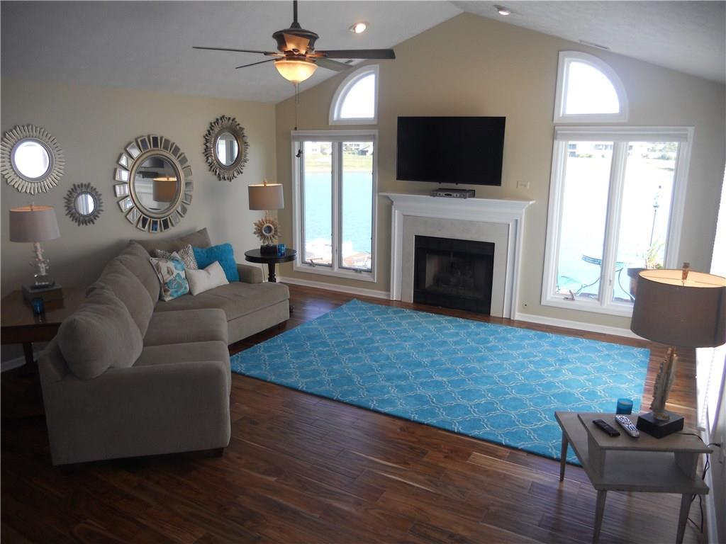 7689 River Road Indianapolis, IN 46240 - Photo 4 of 22 Gallery Image 4