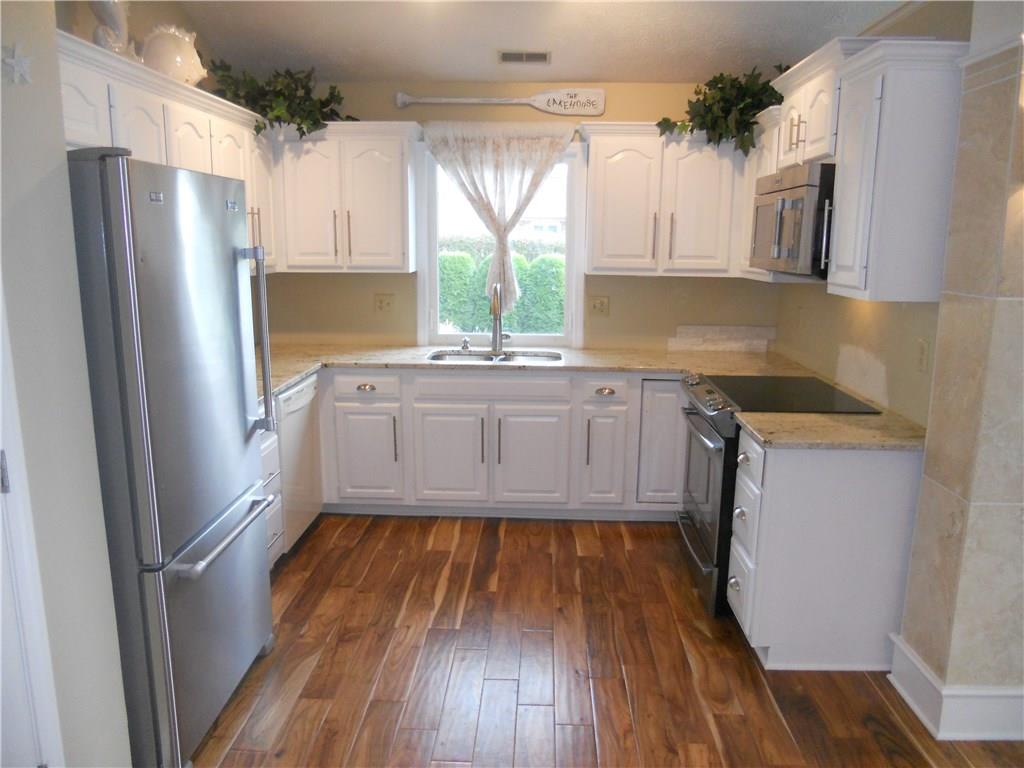 7689 River Road Indianapolis, IN 46240 - Photo 10 of 22 Gallery Image 10