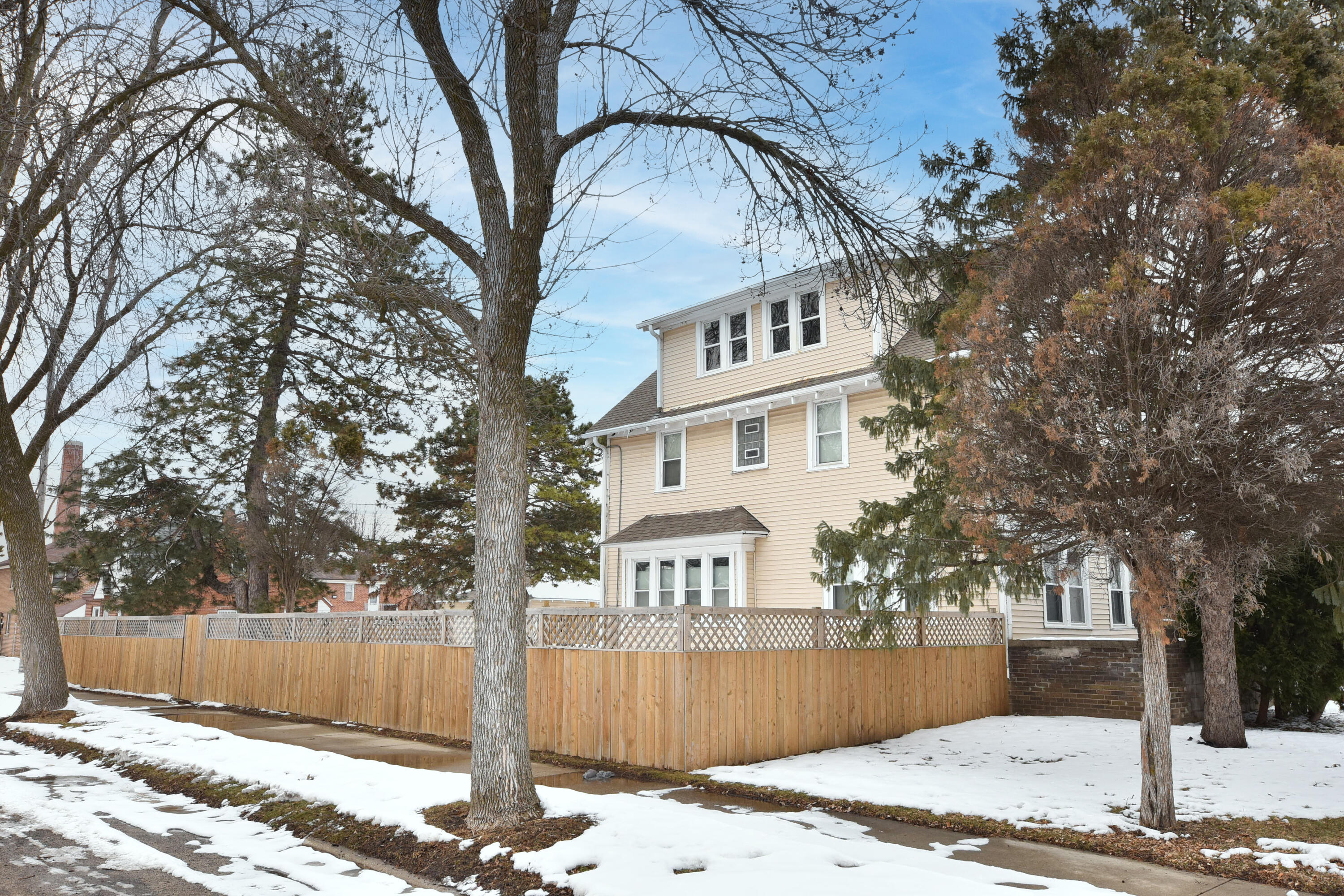 4311 North 14th Street Milwaukee, WI 53209 - Photo 36 of 48 3