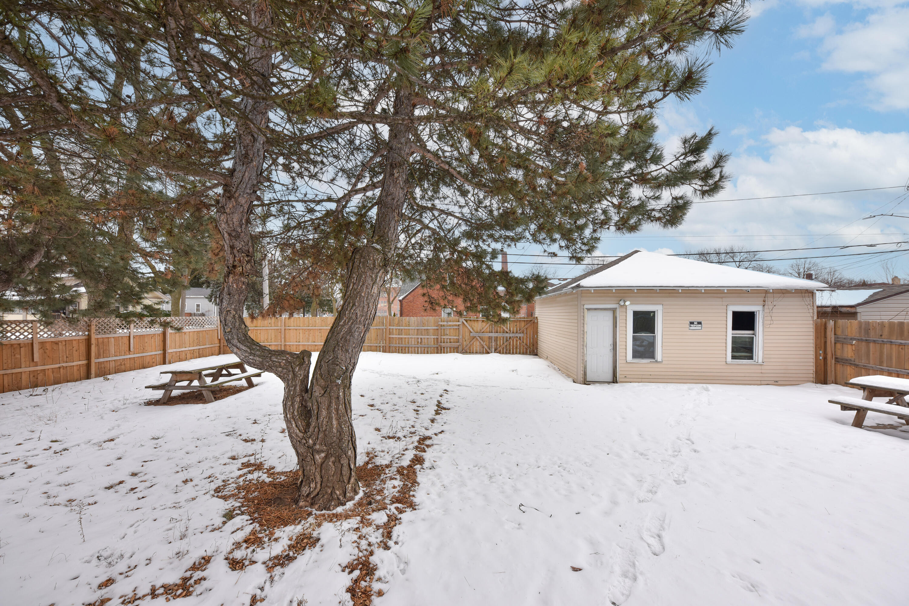 4311 North 14th Street Milwaukee, WI 53209 - Photo 42 of 48 9