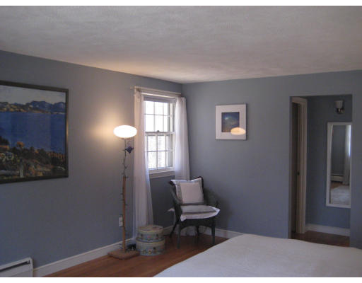 323 Springs Road Bedford, MA 01730 - Photo 12 of 15 Gallery Image 12