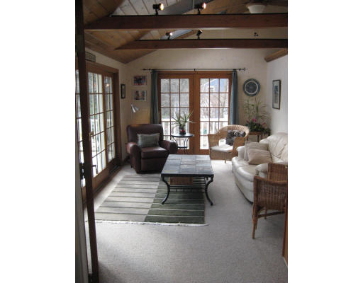 323 Springs Road Bedford, MA 01730 - Photo 7 of 15 Gallery Image 7