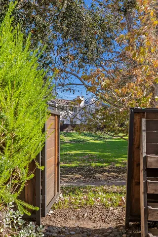 $1,075,000 | 5087 Rhoads Avenue, Unit B, Santa Barbara, CA 93111