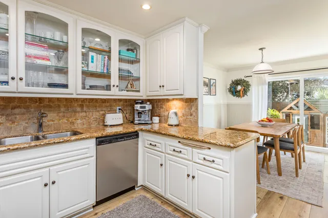 $1,075,000 | 5087 Rhoads Avenue, Unit B, Santa Barbara, CA 93111