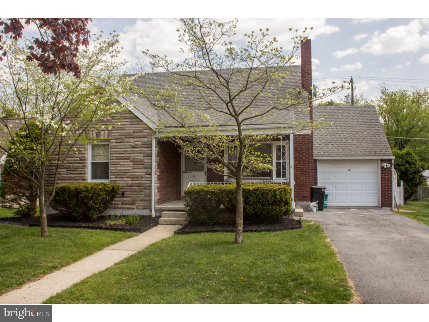 19 Valley Road Wyomissing, PA 19610 - Photo 2 of 17 Gallery Image 2