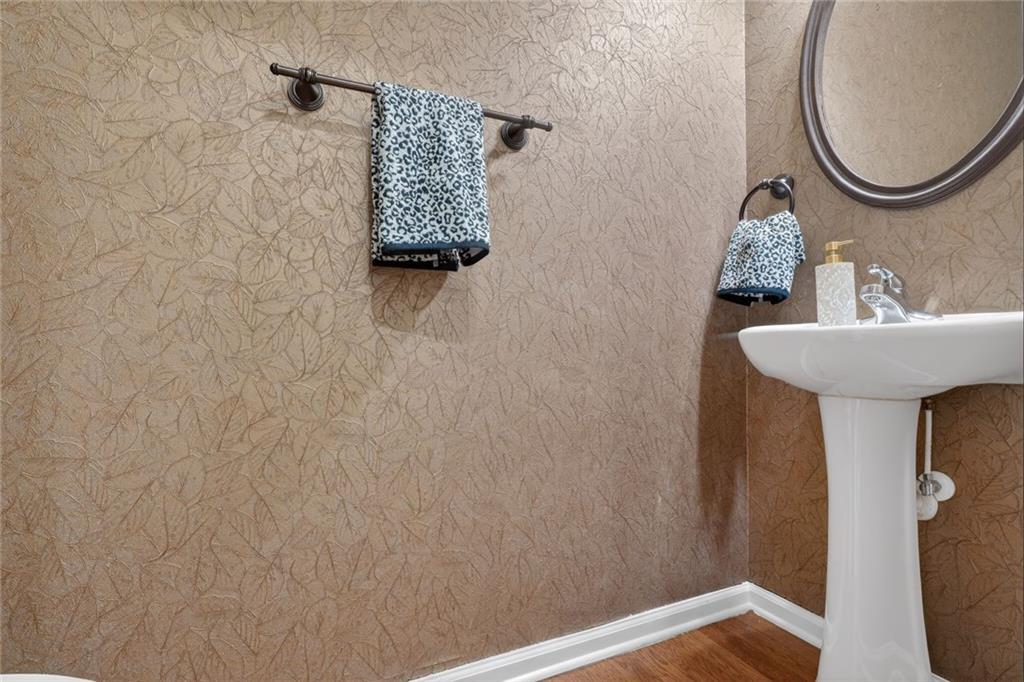 6125 Elmshorn Way Alpharetta, GA 30004 - Photo 11 of 32