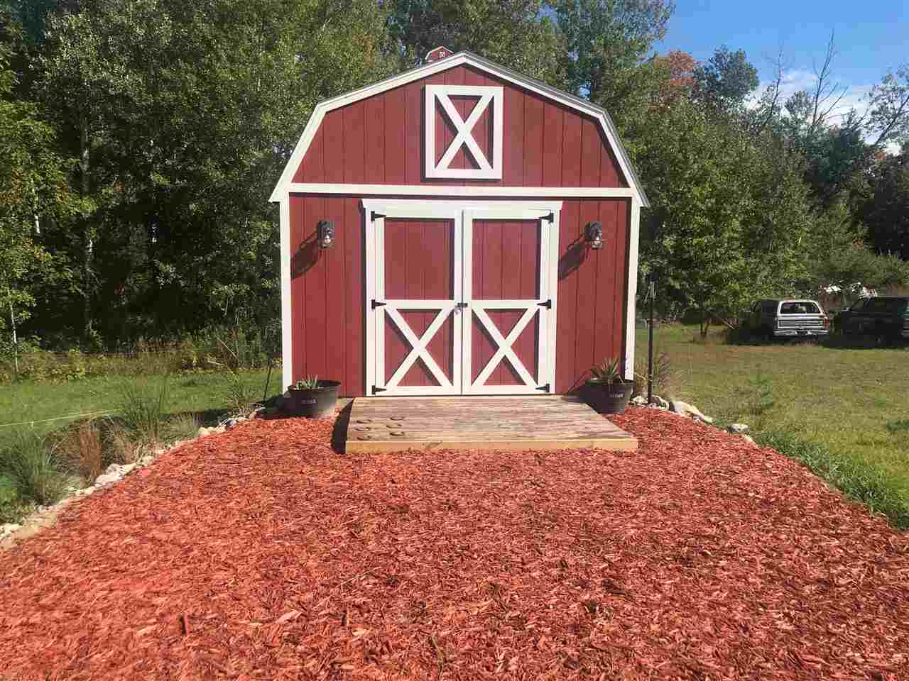 11078 East Pobuda Road Suttons Bay, MI 49682 - Photo 19 of 37 1880882-18.JPG