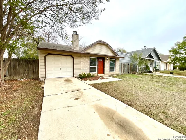 a house view with a outdoor space