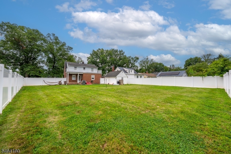 668 Greenbrook Road North Plainfield, NJ 07063 - Photo 21 of 26 Gallery Image 21
