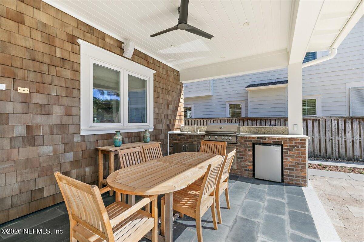 360 Fifth Street Atlantic Beach, FL 32233 - Photo 20 of 54 20-Lanai