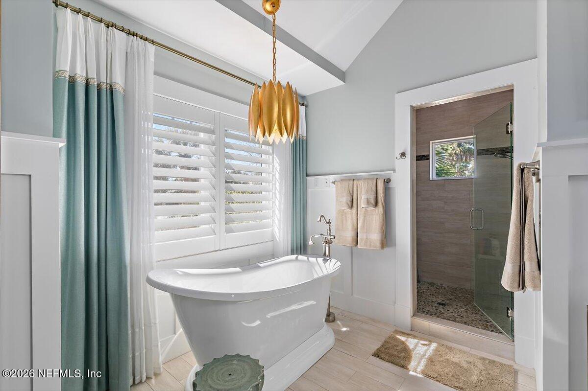 360 Fifth Street Atlantic Beach, FL 32233 - Photo 31 of 54 32-Primary Bathroom