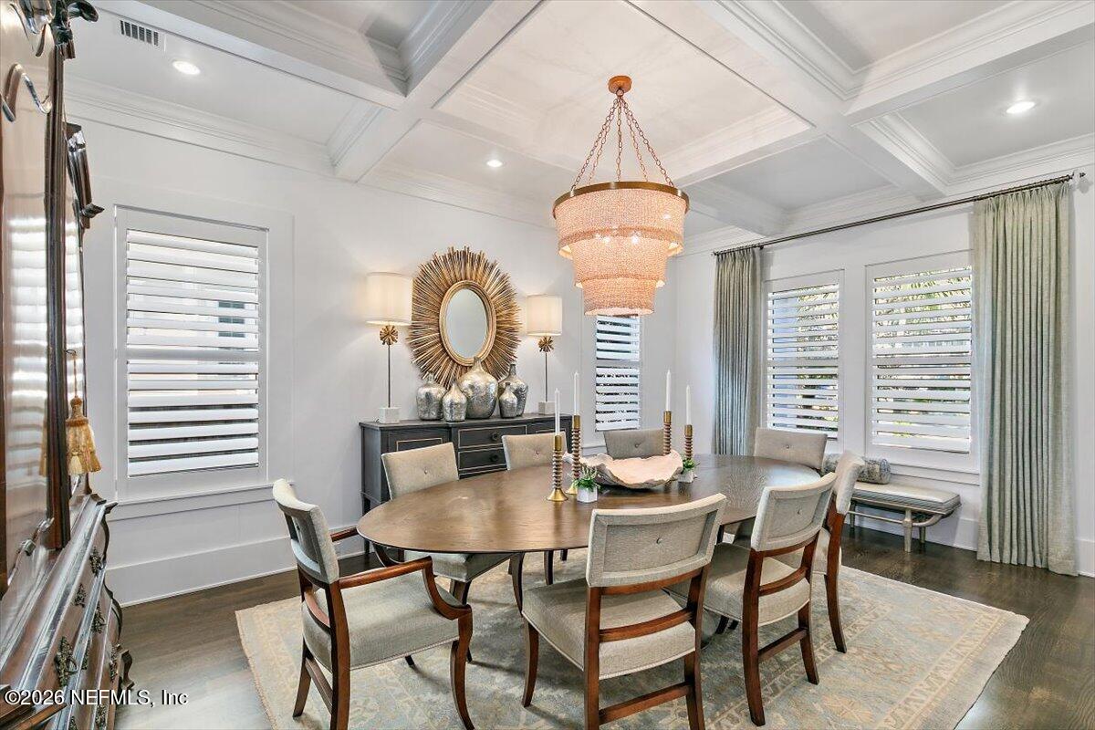 360 Fifth Street Atlantic Beach, FL 32233 - Photo 9 of 54 09-Dining Room