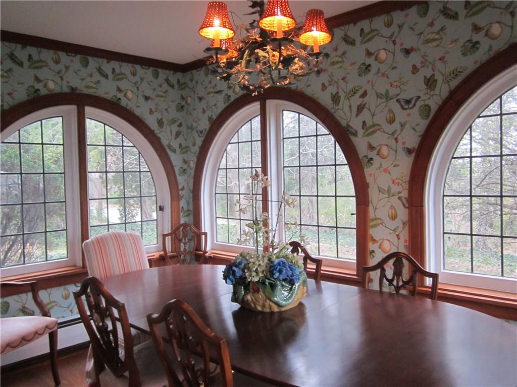 19 Scenery Road Wilkinsburg, PA 15221 - Photo 7 of 25 Dining room/ Sunroom