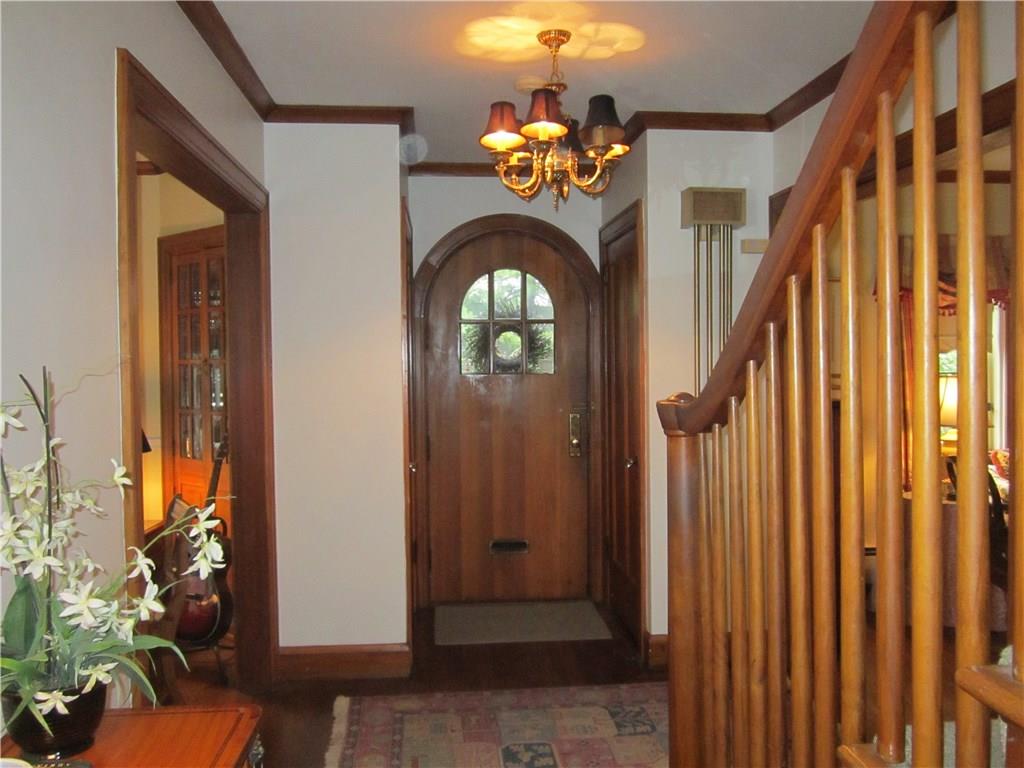 19 Scenery Road Wilkinsburg, PA 15221 - Photo 10 of 25 Original woodwork and Hardwood floors!