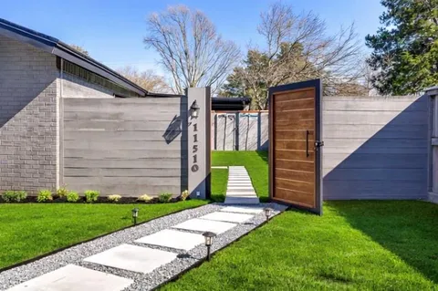 $995,000 | 11510 Midway Road, Dallas, TX 75229