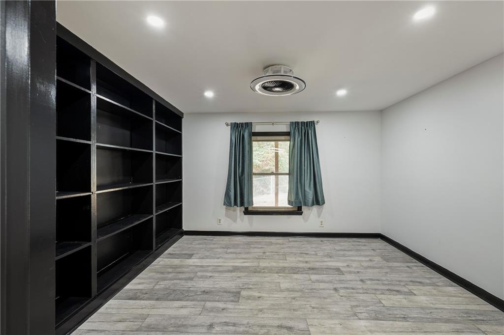 6090 Shadburn Ferry Road Buford, GA 30518 - Photo 32 of 39 Gallery Image 32