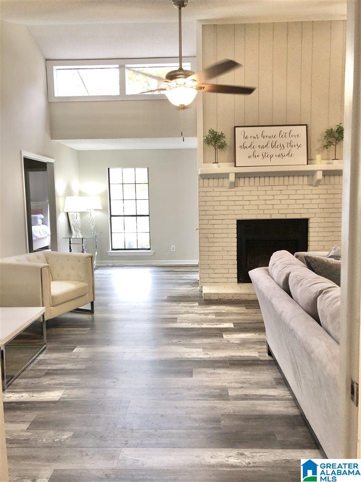 706 Valley Trail Warrior, AL 35180 - Photo 3 of 15