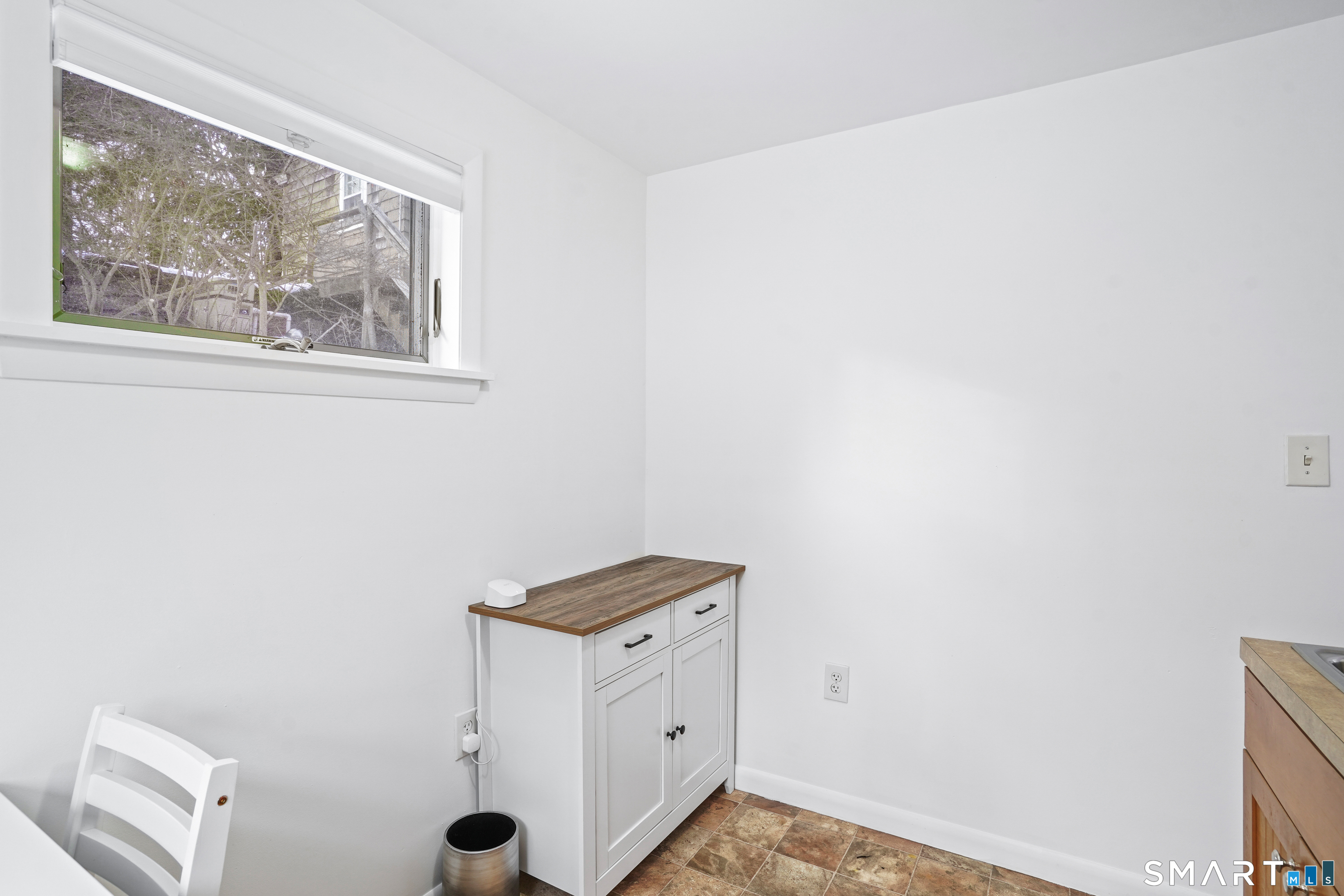 69 Sylvan Road North, Unit COTTAGE Westport, CT 06880 - Photo 8 of 11