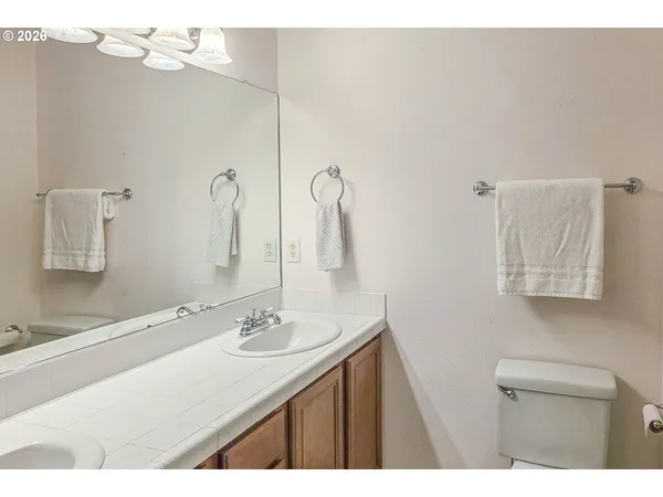 $288,900 | 810 East 9th Street, Unit B8, Newberg, OR 97132