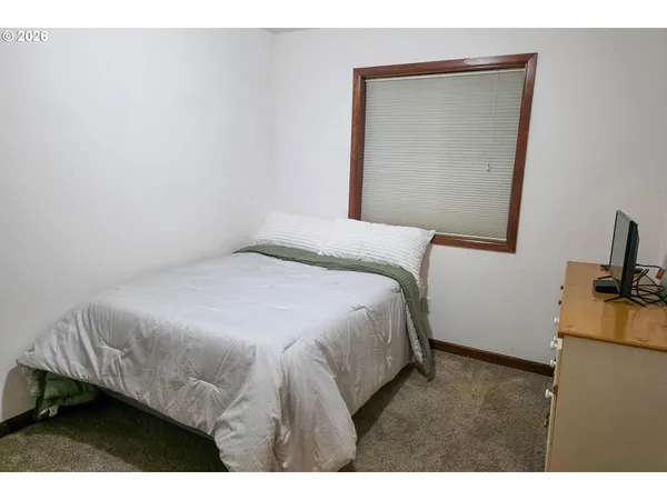 $288,900 | 810 East 9th Street, Unit B8, Newberg, OR 97132