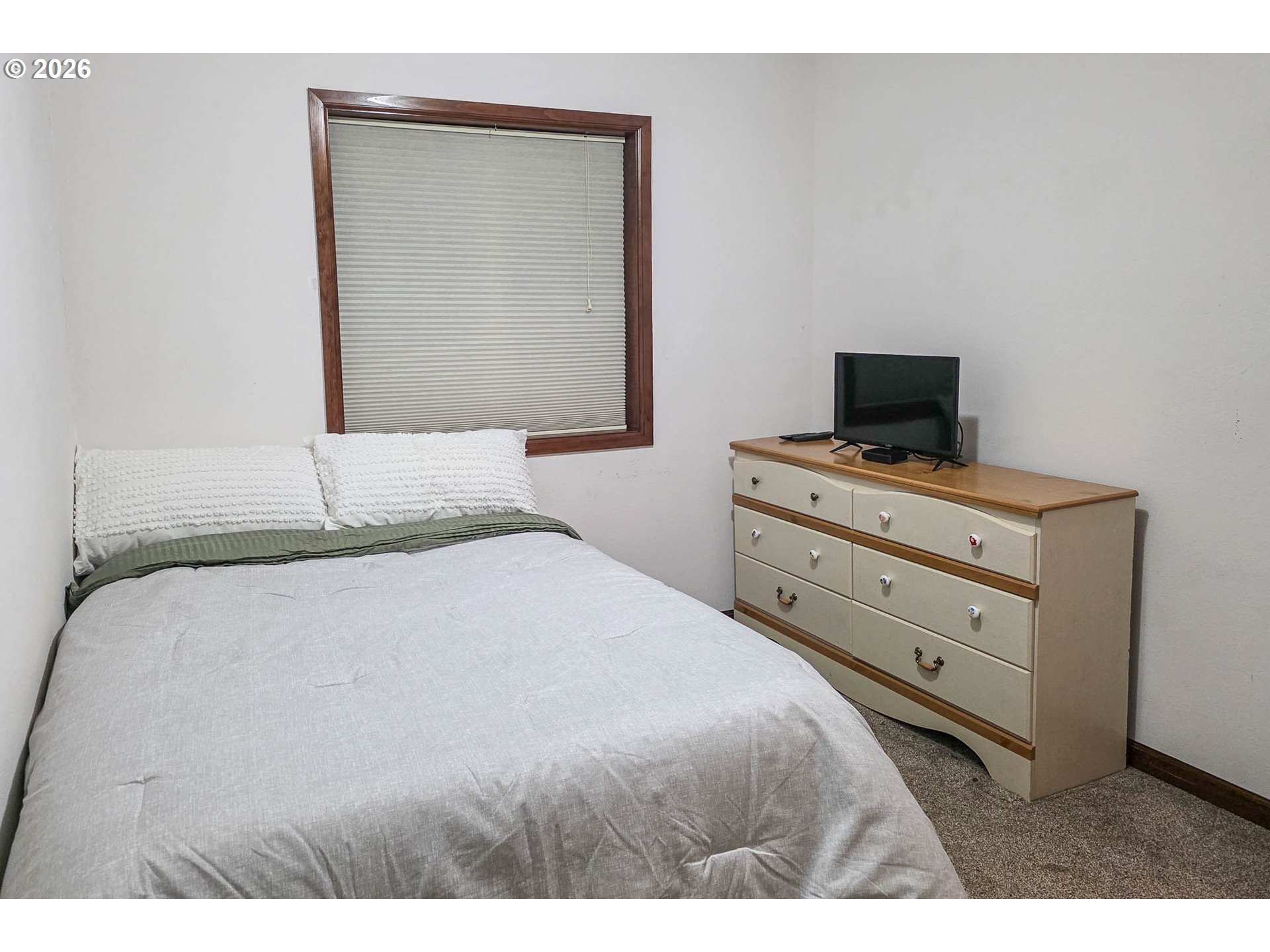 810 East 9th Street, Unit B8 Newberg, OR 97132 - Photo 14 of 19 Bedroom