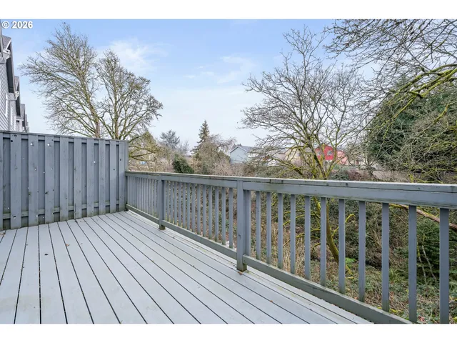 $299,900 | 810 East 9th Street, Unit B8, Newberg, OR 97132