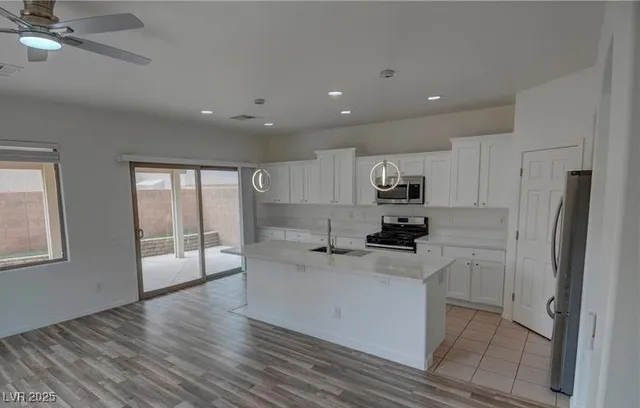 $2,290 | 8962 Rufina Street, Las Vegas, NV 89148