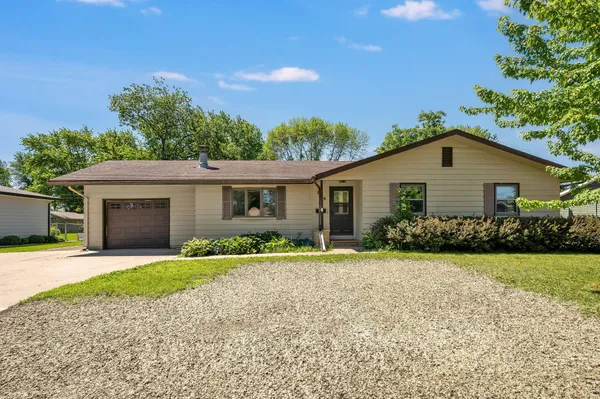 $299,000 | 305 Maywood Avenue, Eagle Lake, MN 56024