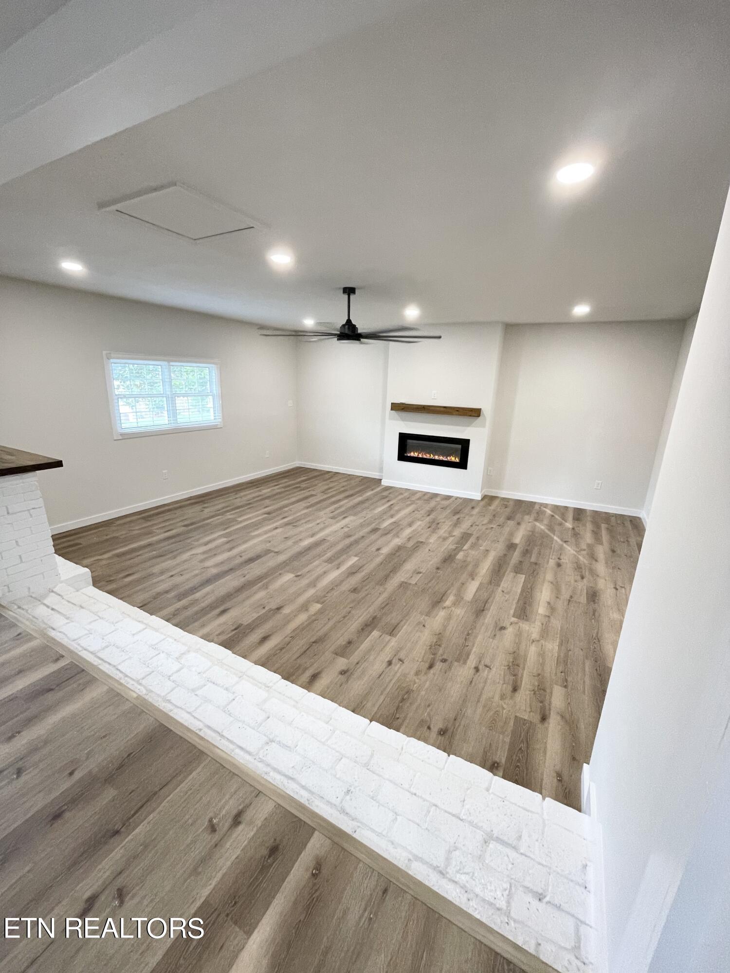 7825 Widdecomb Road Powell, TN 37849 - Photo 8 of 18 FullSizeRender 4