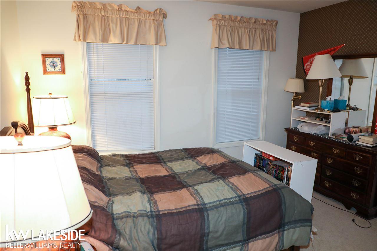 3364 West York Court Rochester, MI 48306 - Photo 39 of 42 31366706-38.JPG