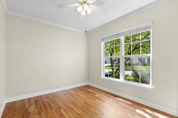 $419,990 | 104 Enfield Lane, Grayslake, IL 60030