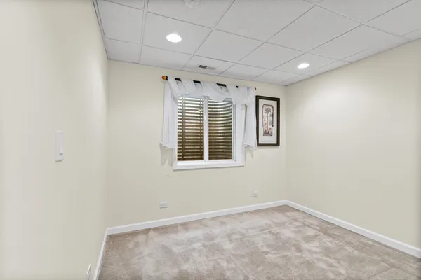 $419,990 | 104 Enfield Lane, Grayslake, IL 60030