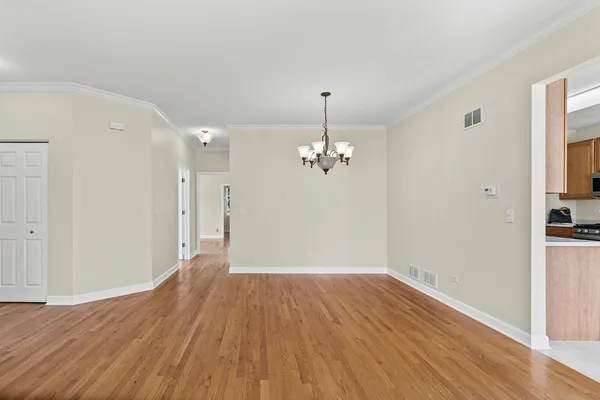 $419,990 | 104 Enfield Lane, Grayslake, IL 60030